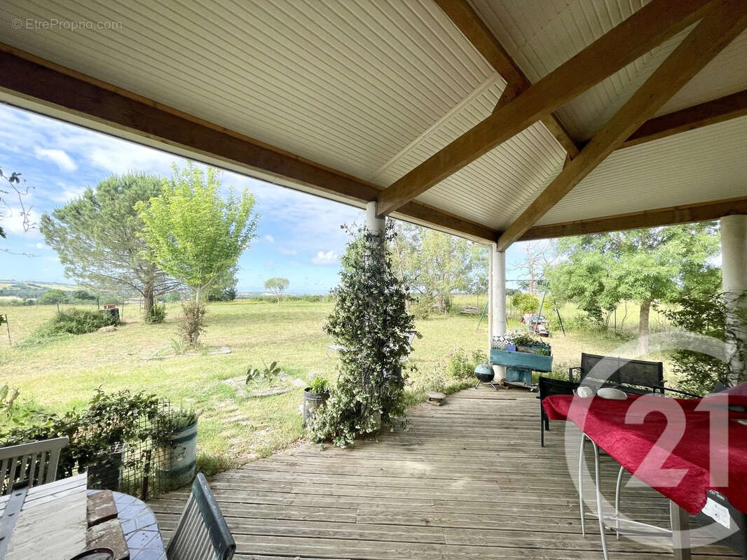 Maison 116 m² à L'isle-Jourdain  - photo 5