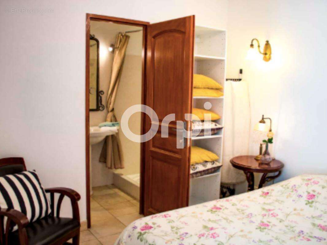 Appartement à MONTAUROUX