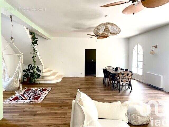 Photo 4 - Maison à SAINT-RAPHAEL