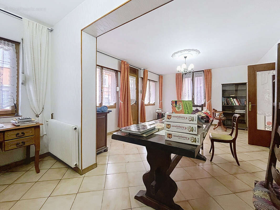 Maison à MONTFORT-SUR-RISLE