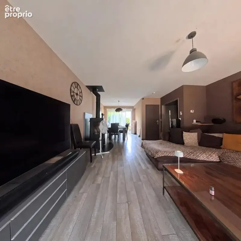 EXCLUSIVITE  Saint Germain, Pavillon mitoyen de 98 m² - photo 3