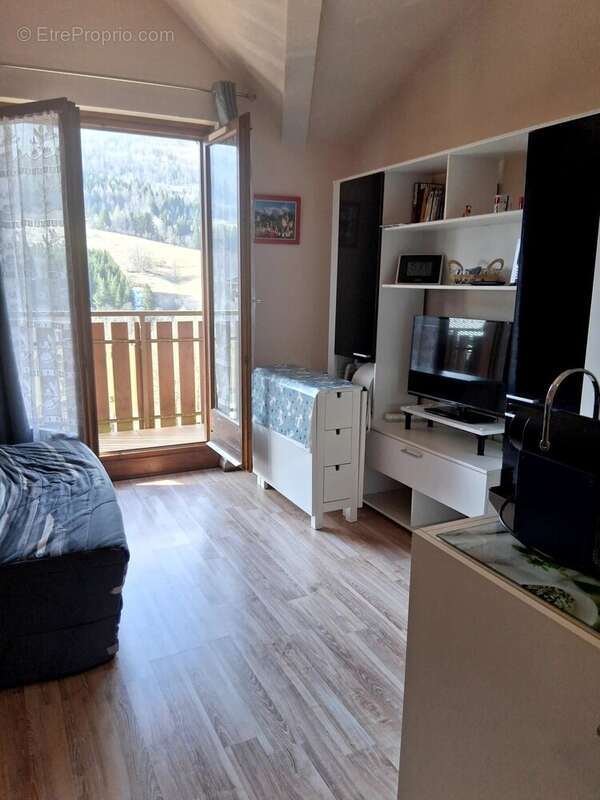 Bel appartement de  22,44 m² avec balcon + cave - photo 2