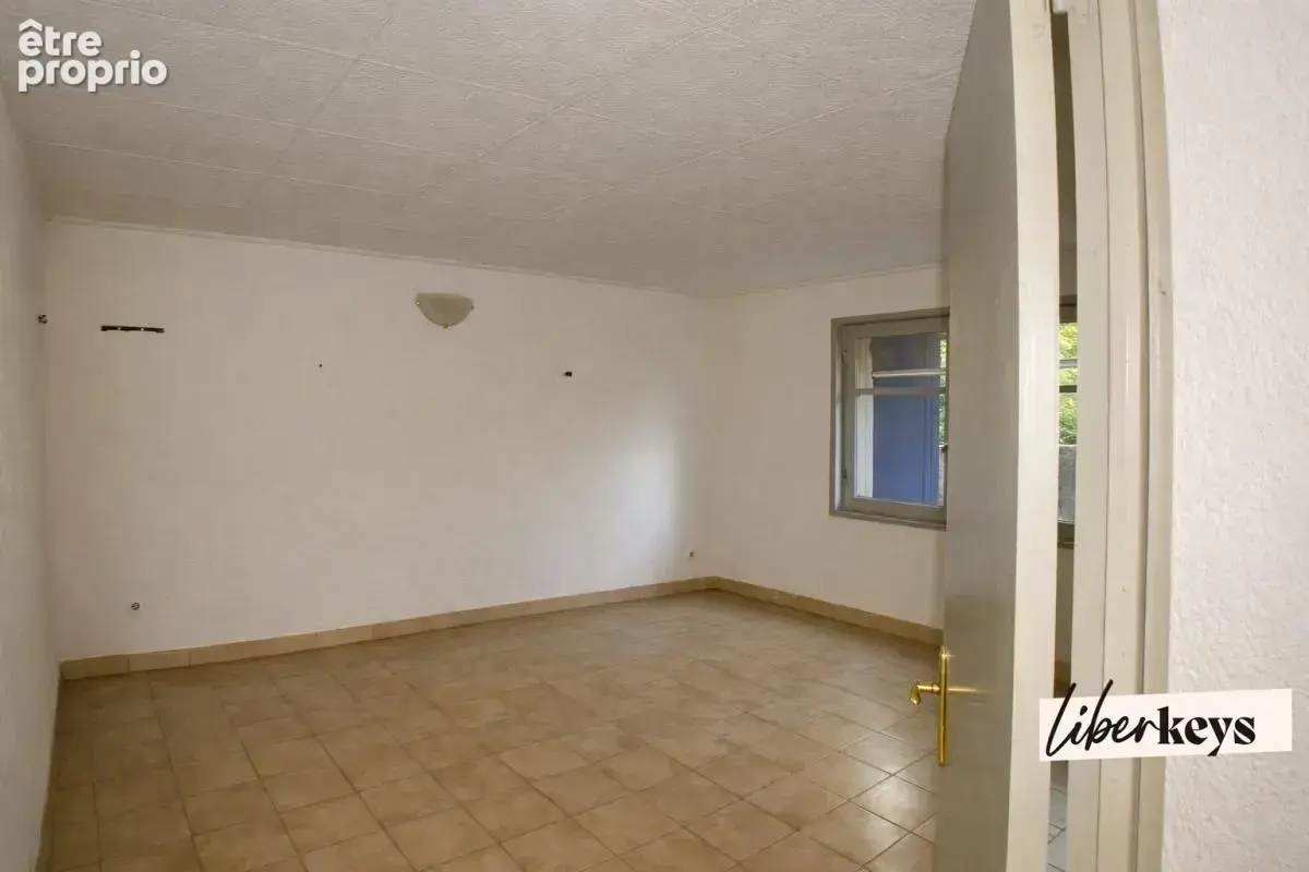 Au calme absolu et dans un parc arboré, propriété 2 habitations, dépendances - photo 21
