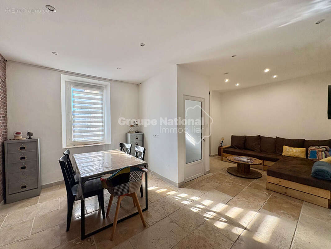 Appartement à MARSEILLE-16E