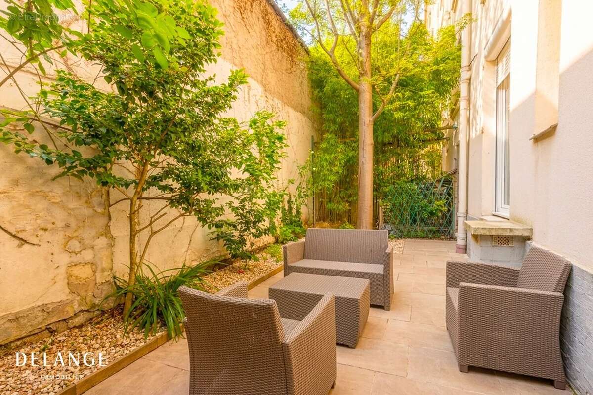 Appartement à PARIS-12E