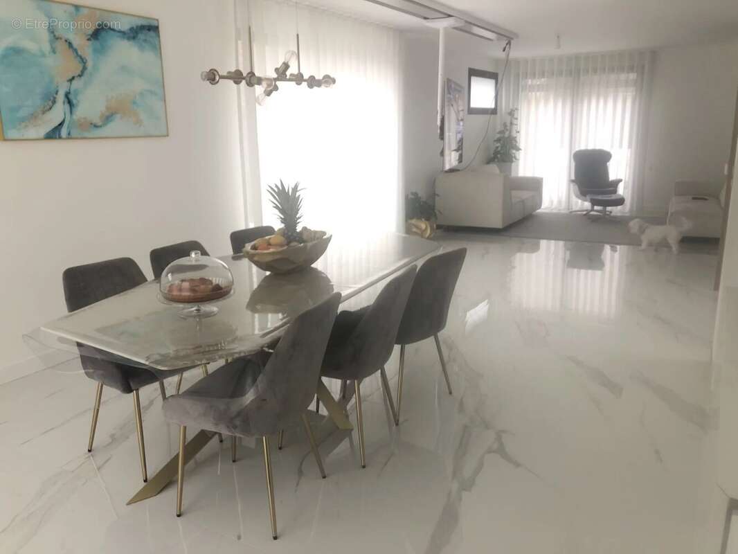 Maison à LA FRETTE-SUR-SEINE