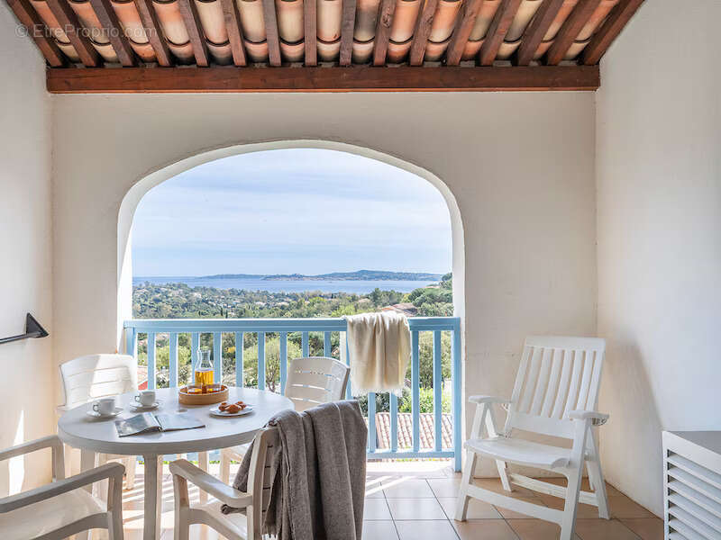 Appartement à GRIMAUD
