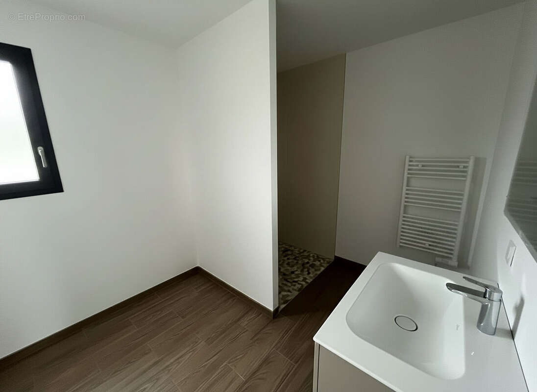 Maison à L'HOPITAL-DU-GROSBOIS