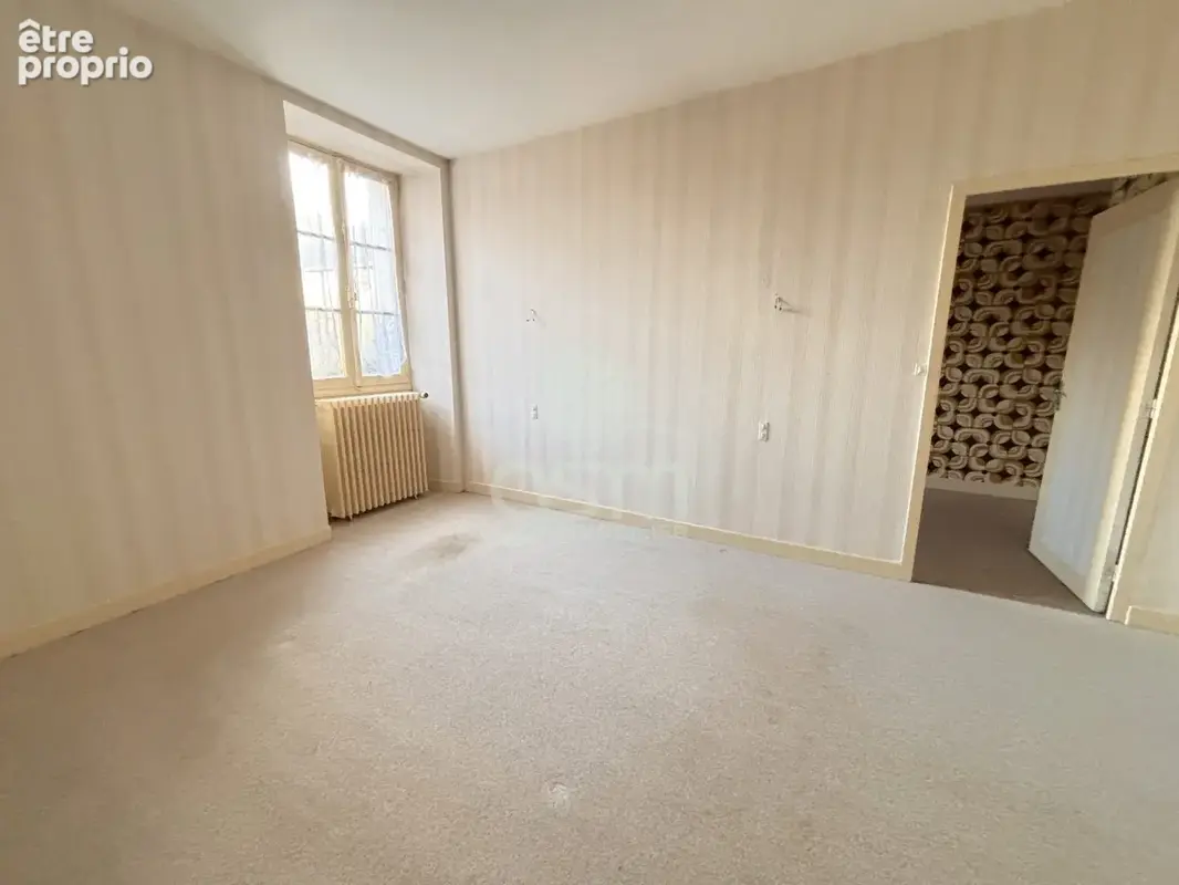 Maison 97 m² à Sainte-Maure-De-Touraine  - photo 6