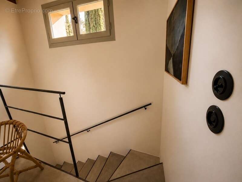 Maison de village à vendre 4 pièces 100 m2 , jardin, bassin de nage, garage PUYVERT  (84) - photo 13