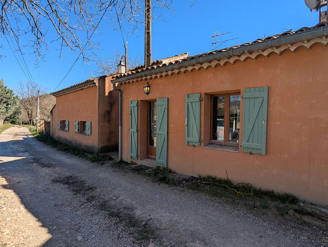 Maison à SALERNES