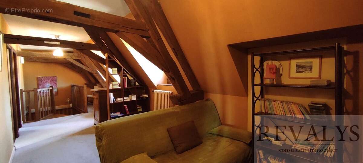 Maison à AUTUN