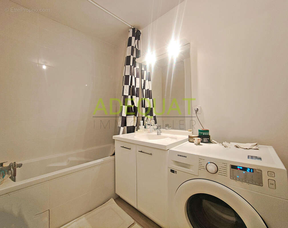 Appartement à BOURGOIN-JALLIEU