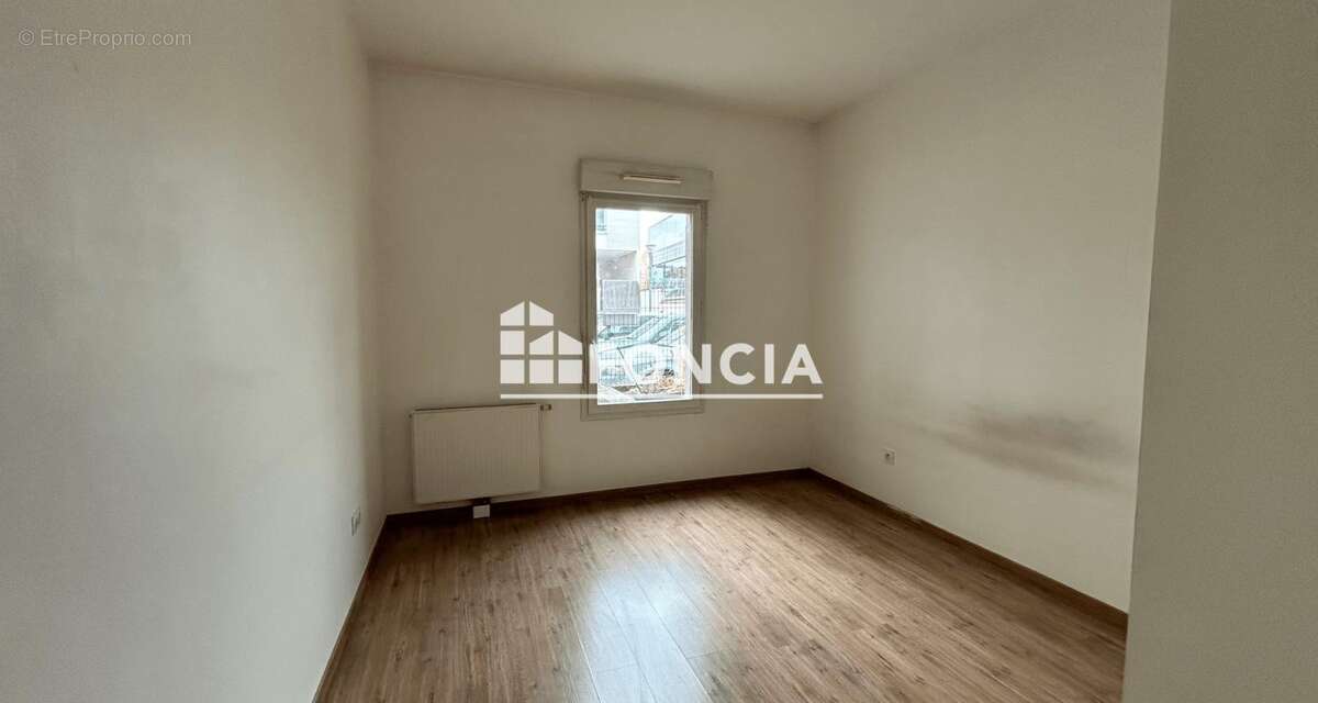 Meaux - Appartement de Type F2  surface 41m2 avec un stationnement - photo 3