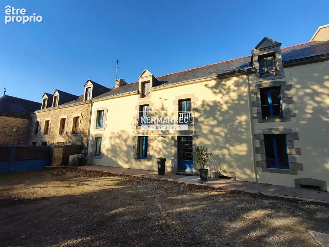 Appartement à SURZUR