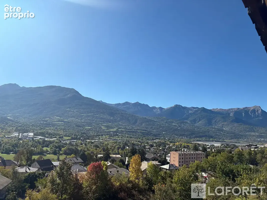 ** appartement - type 2 + cave - embrun 2 pièces - photo 16