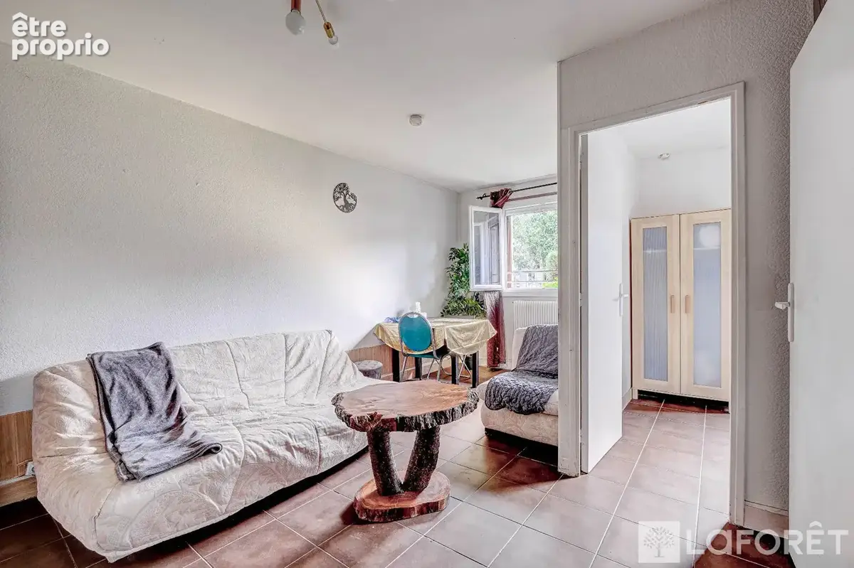 Rosny-sous-bois - appartement 2 pièces lumineux avec cave - idéal premier achat ou investissement - photo 3