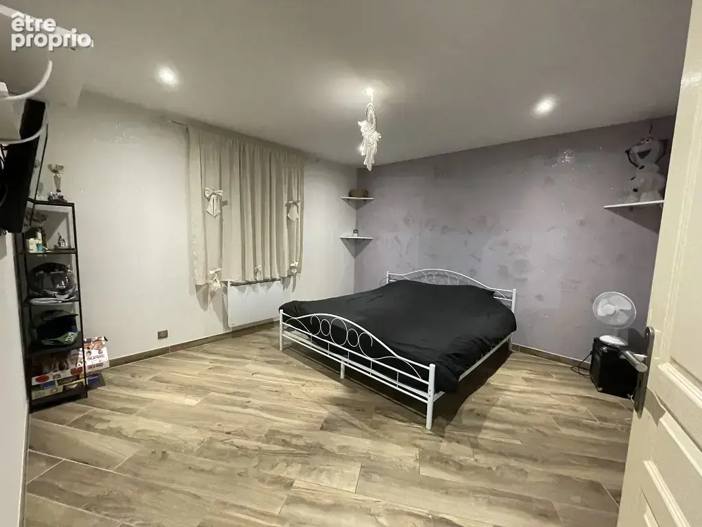 Maison - 153m ² - photo 4