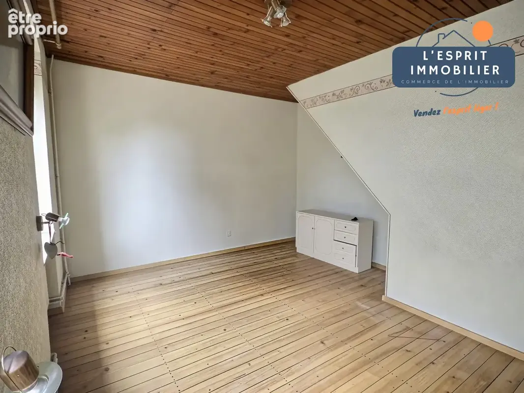Maison 97 m² à Petite-Rosselle  - photo 4
