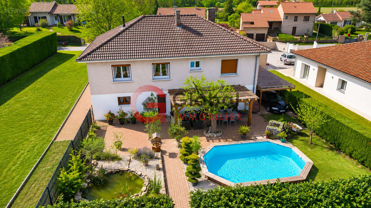 Maison à GRIEGES