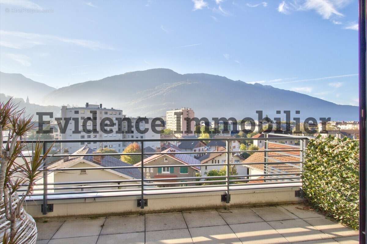 Appartement à ALBERTVILLE