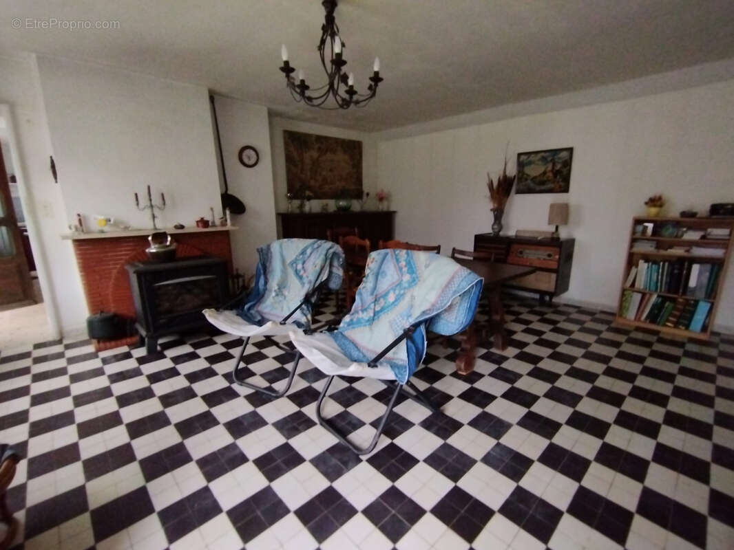 Maison à CLOYES-SUR-LE-LOIR