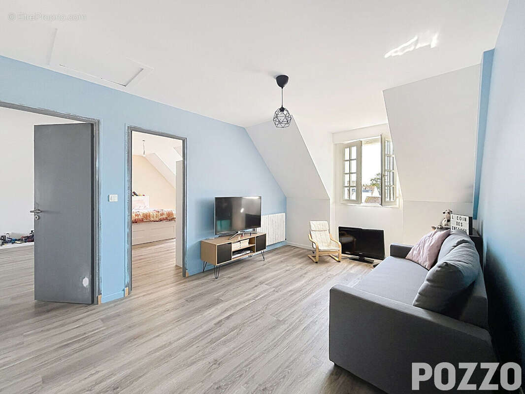Maison Bréhal (50290) 8 pièce(s) 181 m2 terrain 1050 m² - photo 9
