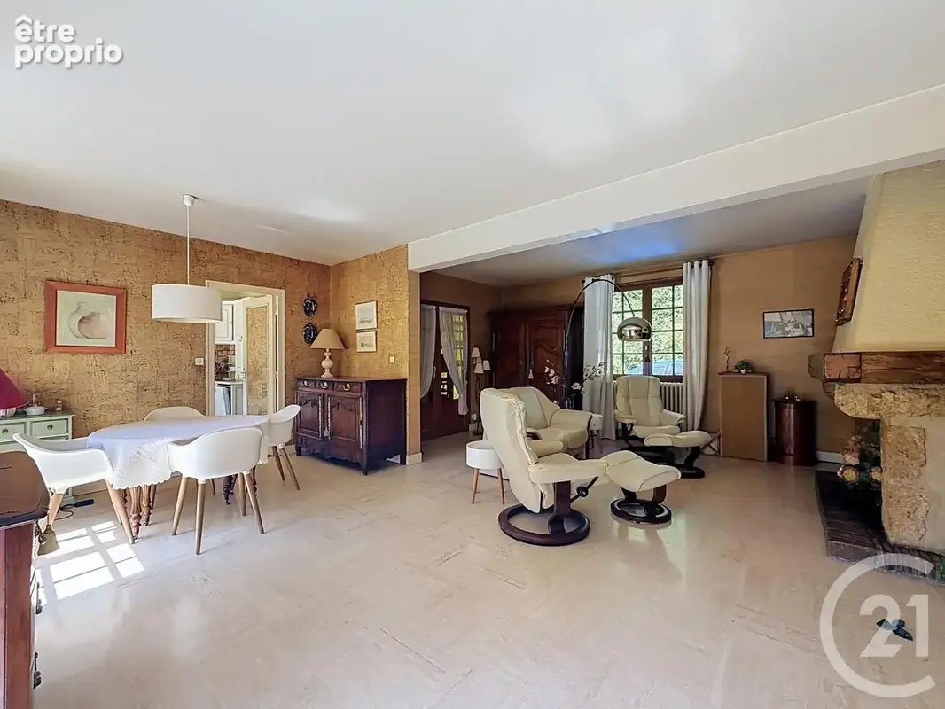 Maison 6 pièces 175 m² à vendre à Chartres (28000) - photo 4