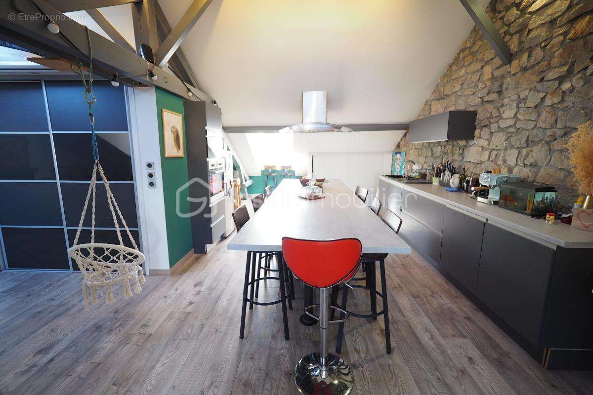 Appartement à AIX-LES-BAINS