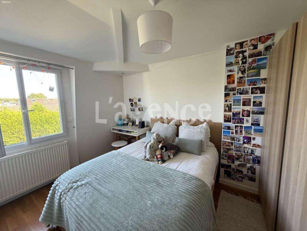 Maison à CLAYE-SOUILLY