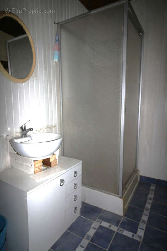 Maison à SAINT-MARTIN-LA-SAUVETE