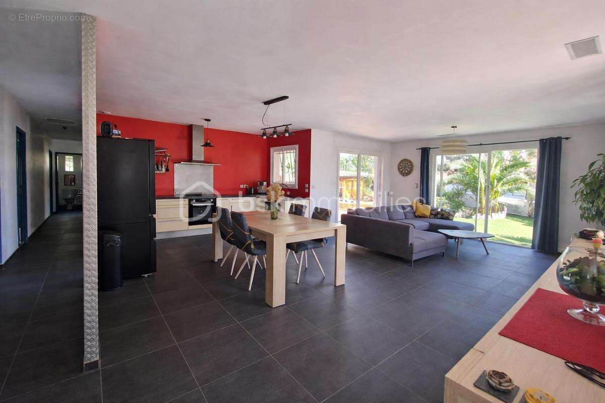 Villa plein  pied avec piscine - photo 13