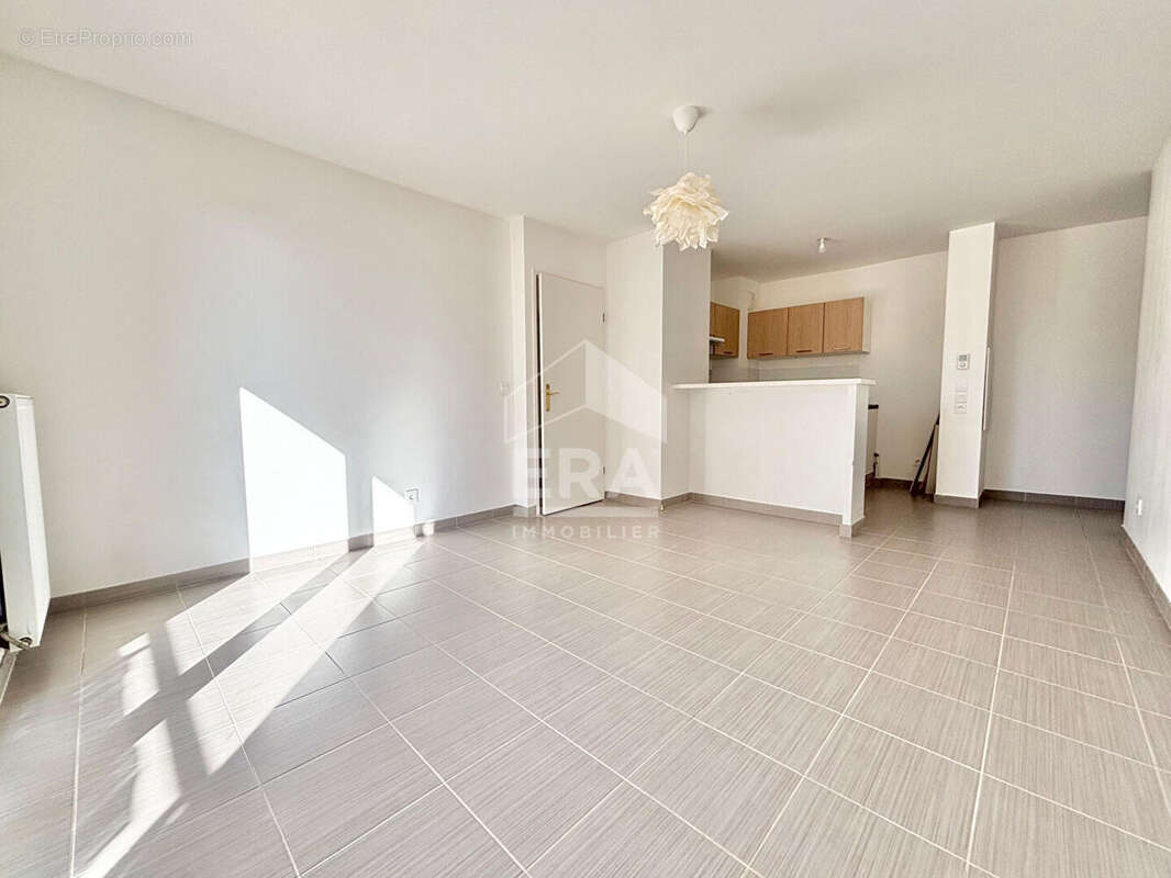 Appartement à PONTAULT-COMBAULT