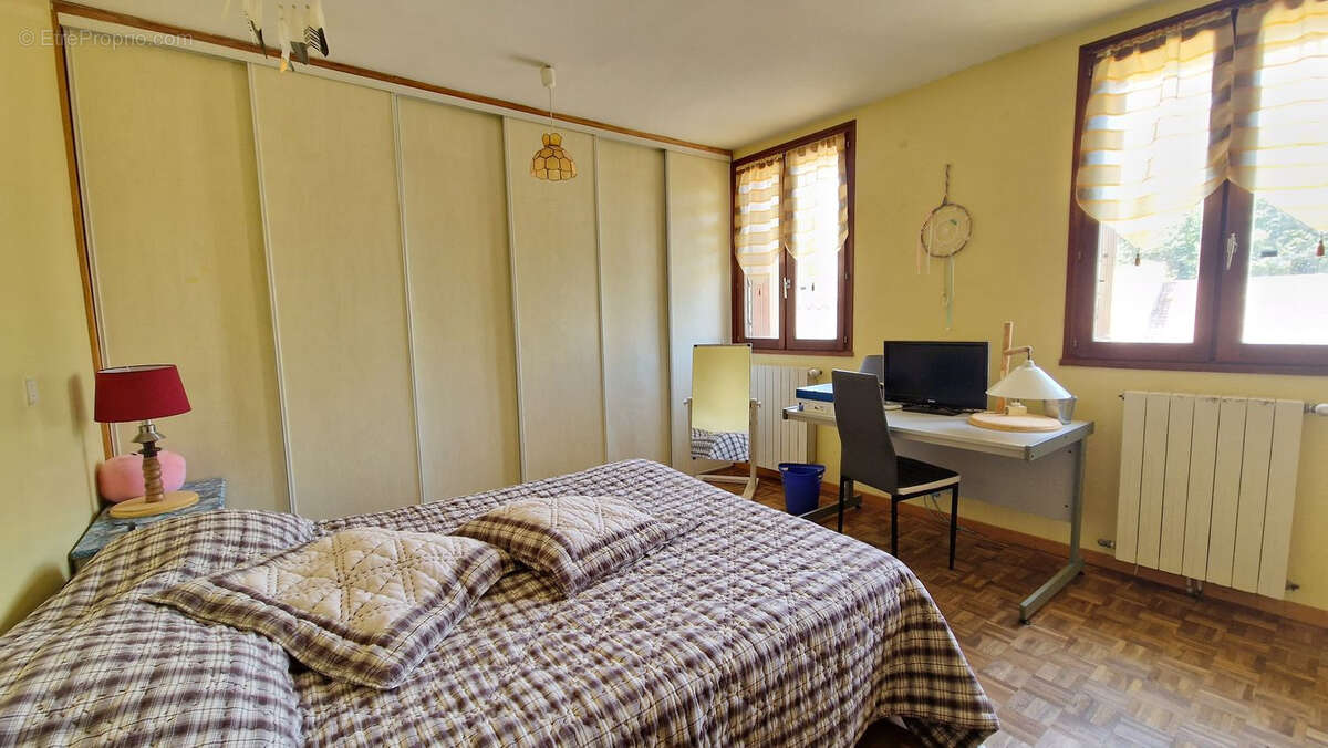 Maison à SAINT-MACAIRE