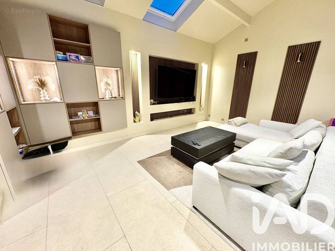 Photo 1 - Maison à PIERRELAYE