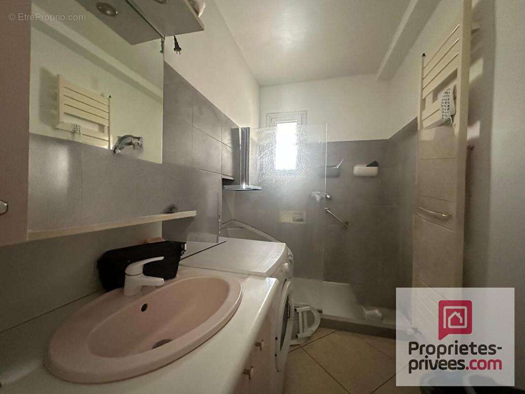 Appartement à SALON-DE-PROVENCE