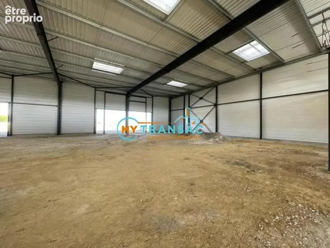 Commerce 839 m² à vendre à Moissy-Cramayel (77550) - photo 8