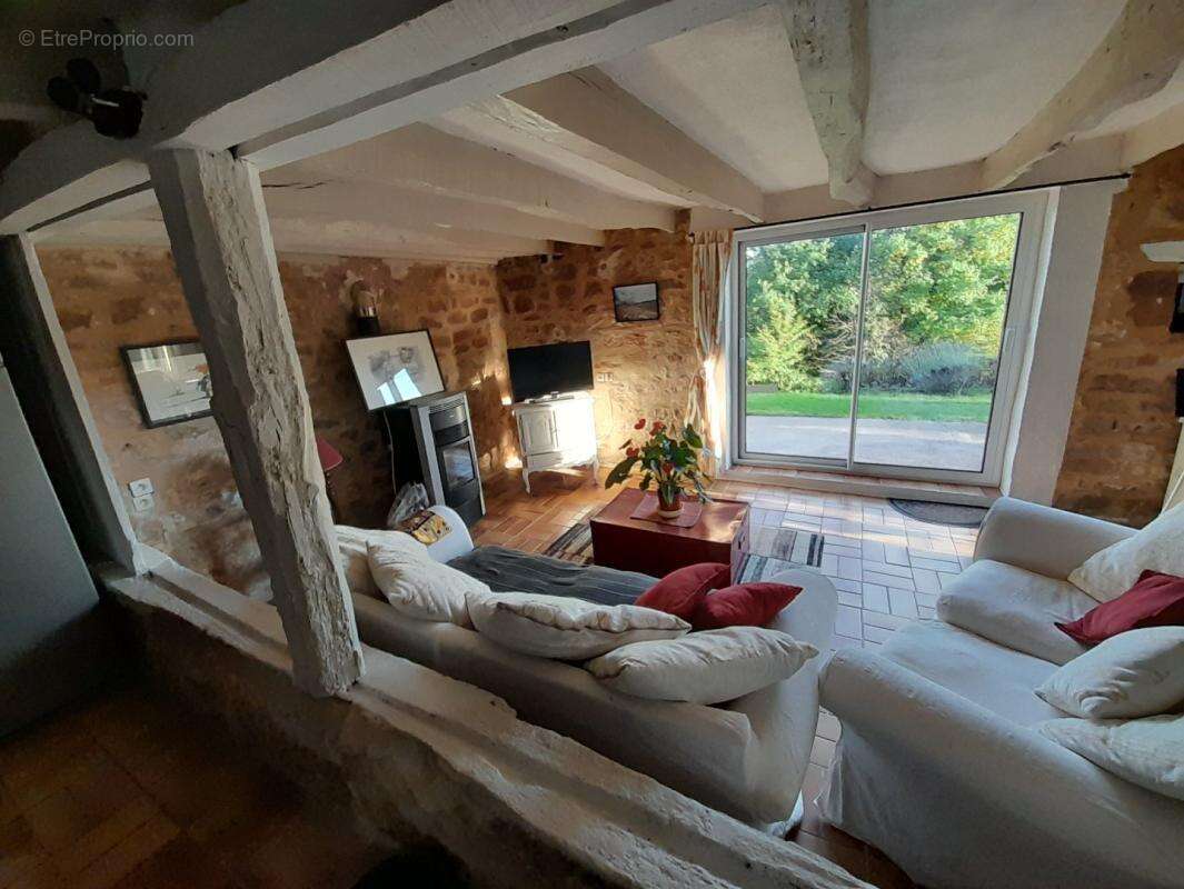 Maison à LOUIGNAC