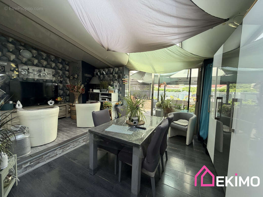 Maison 158 m² à Henin-Beaumont  - photo 7