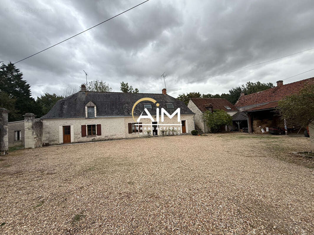 Maison à REIGNAC-SUR-INDRE