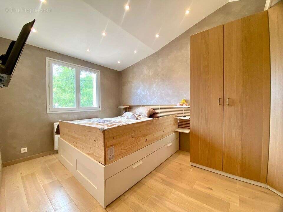 T4 de 115m2+ TERRASSE 136m2 / CHATEAU GOMBERT - Maison à MARSEILLE-13E
