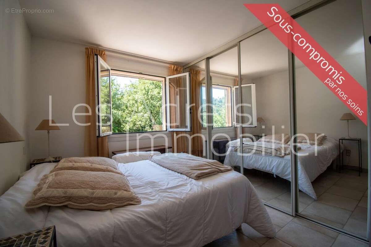 Maison à LES ADRETS-DE-L&#039;ESTEREL