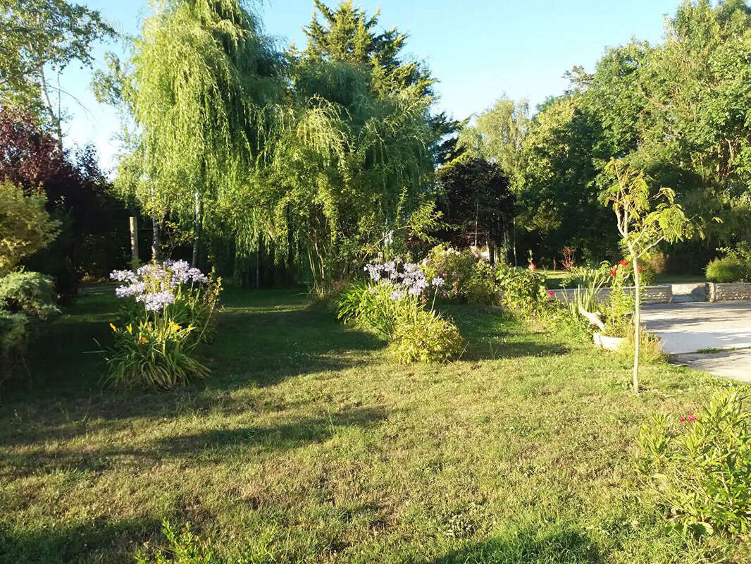 Maison à SAINT-PIERRE-SUR-DIVES