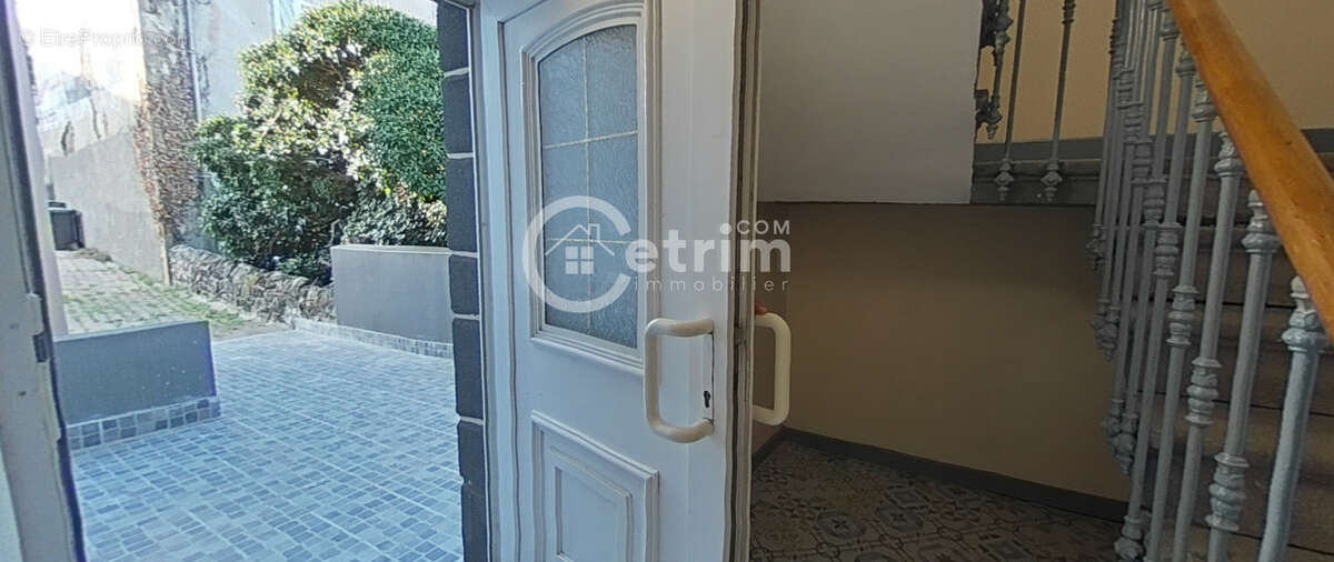 Maison à VEYRE-MONTON