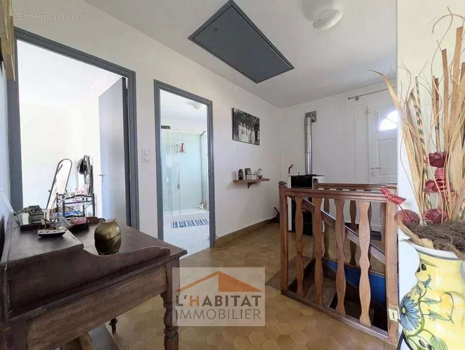 Maison de village - 124m ² - photo 10