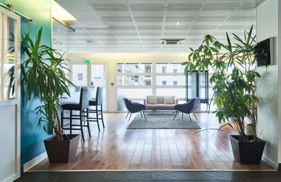INVESTISSEMENT LOCATIF  Roissy-en-France  Résidence d'Affaires Zenitude Roissy Village - 6.58% de rentabilité - photo 11