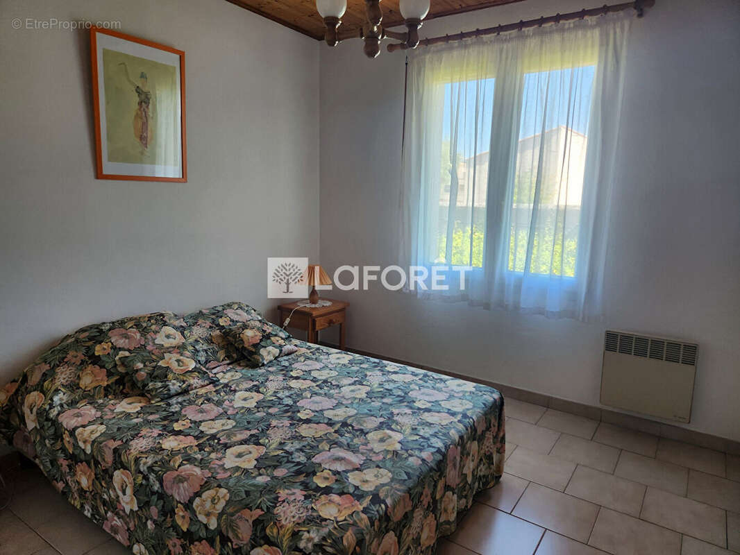 Maison Dolus D Oleron 5 pièce(s) 106.85 m2 - photo 9