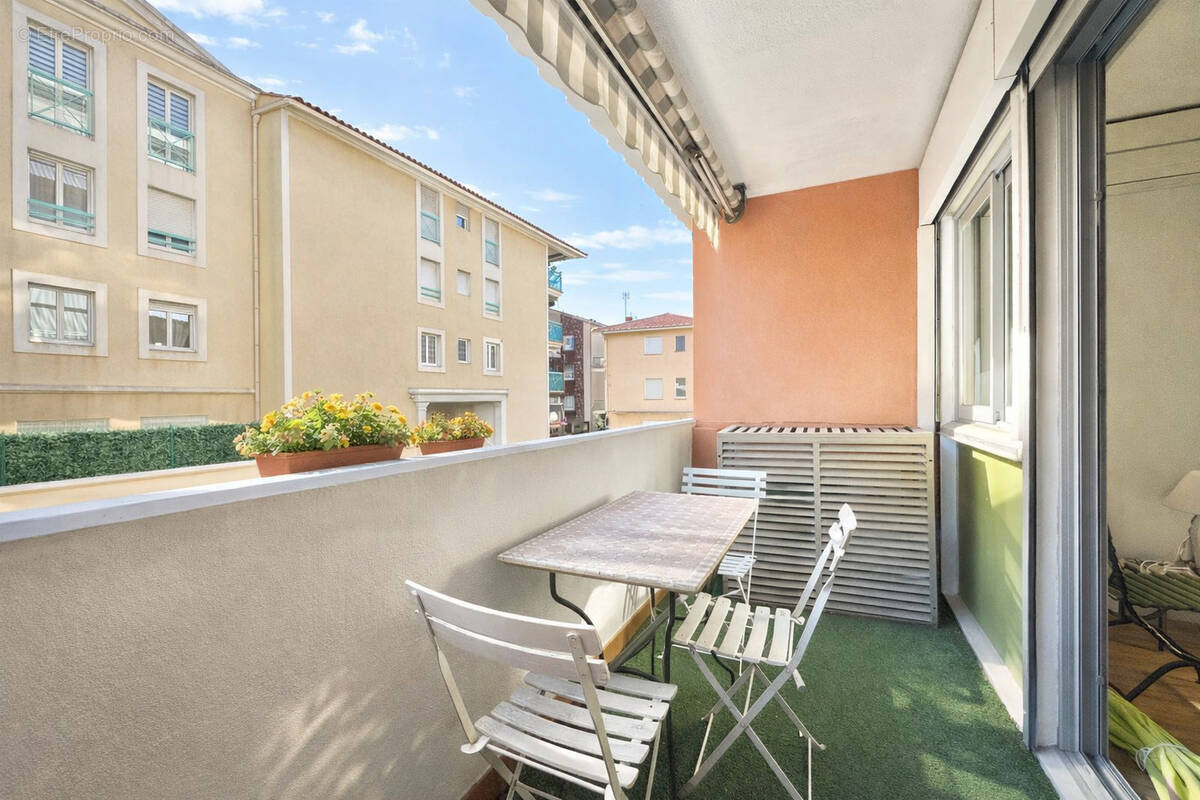 Appartement à SAINT-RAPHAEL