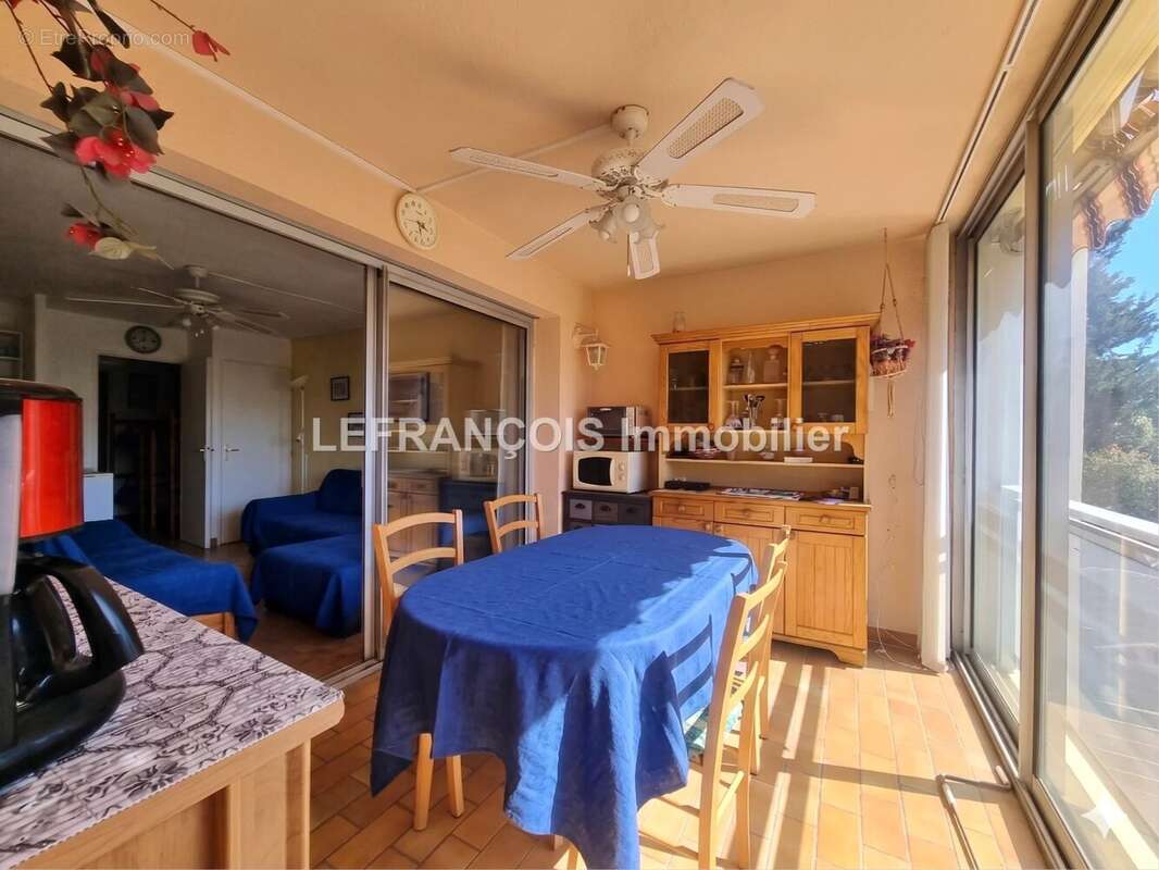 Appartement à VALLAURIS