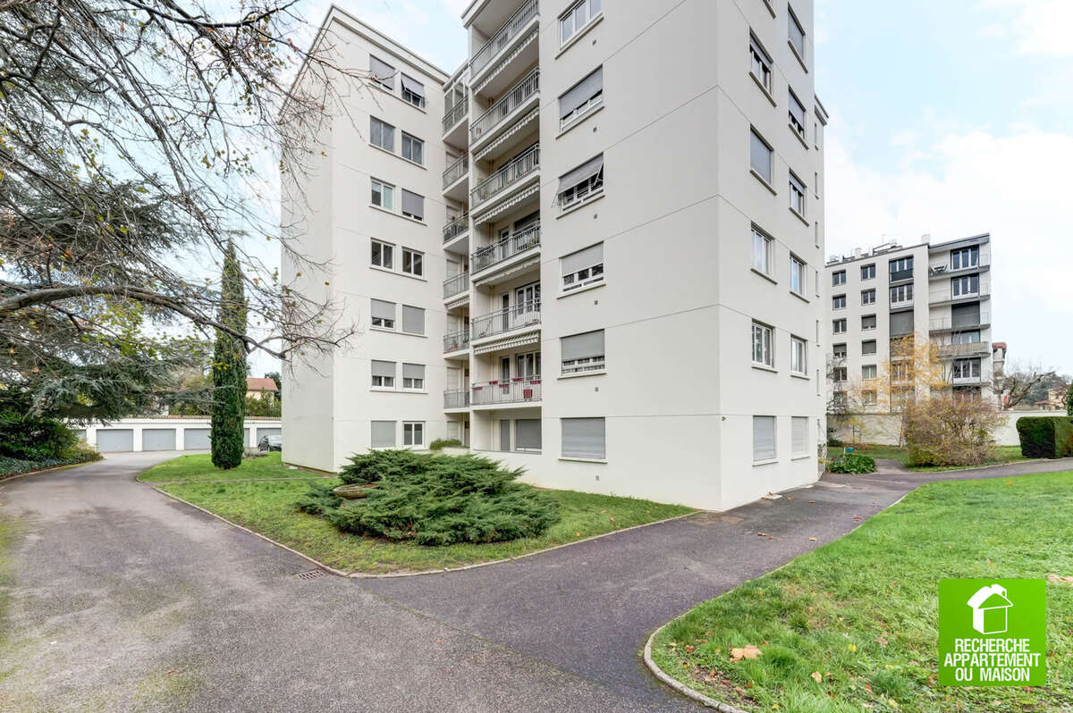 Appartement à TASSIN-LA-DEMI-LUNE